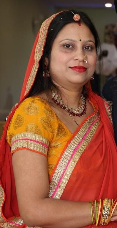 Pooja, Secretary